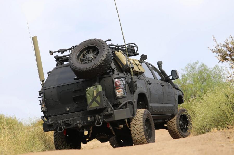  Toyota Tundra CrewMax 4x4 Zombie Apocalypse 2013 года  (фото 94 из 461)